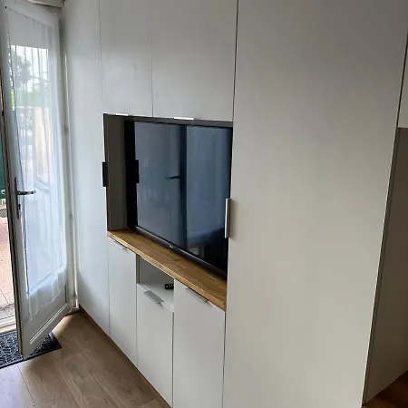 La Maison Cozy Apartment *